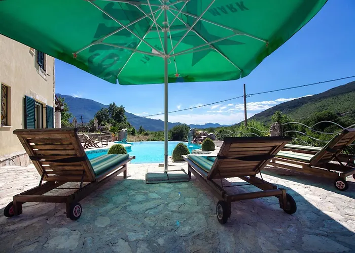 Villa Bajici 11328