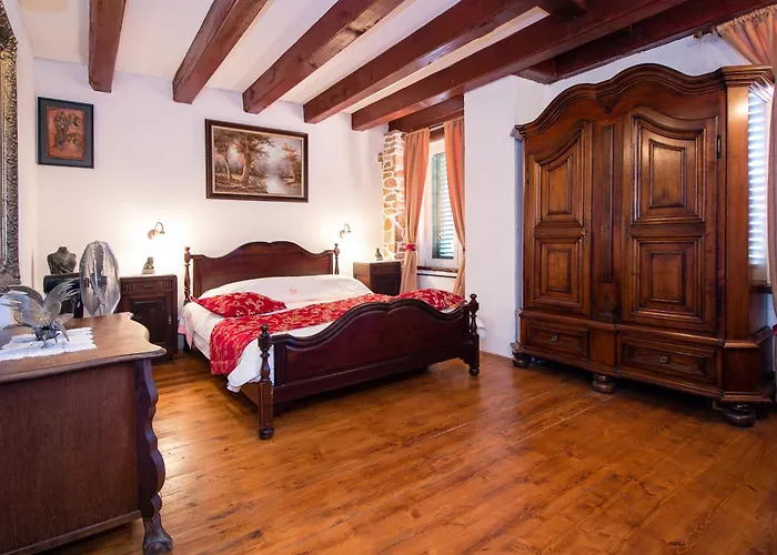 Villa Bajici 11328 Grabovac (Split-Dalmatia)