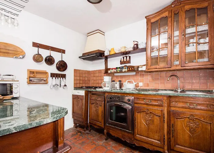 Bajici 11328 Villa