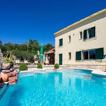 Bajici 11328 * Grabovac (Split-Dalmatia)