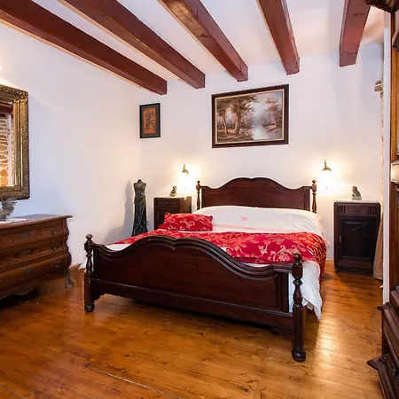 Vila Bajici 11328 Grabovac (Split-Dalmatia)