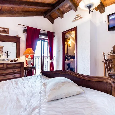 Vila Bajici 11328 Grabovac (Split-Dalmatia)