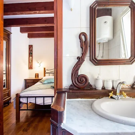 Bajici 11328 Vila Grabovac (Split-Dalmatia)