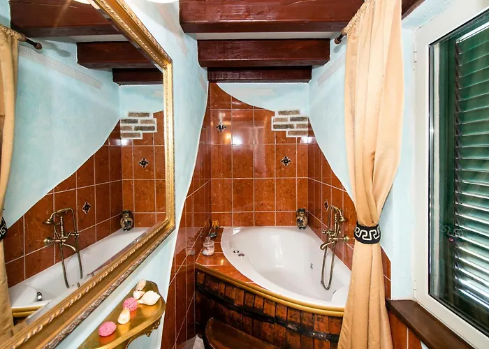 Bajici 11328 * Grabovac (Split-Dalmatia)